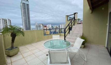 VENDA Cobertura duplex, 3 suítes, 4 vagas, piscina privativa. Balneário Camboriú