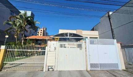 Venda: Sobrado com 2 quartos no Bairro Tabuleiro em Camboriú