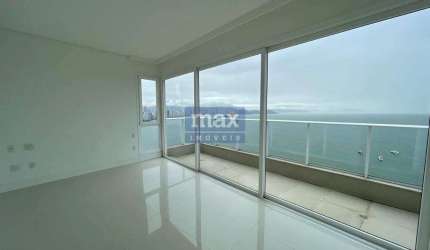 Venda: Cobertura triplex com 7 suítes e piscina privativa. Avenida Atlântica - Balneário Camboriú
