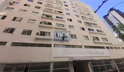 Apartamento de 01 dormitório quadra mar no Centro de Balneário Camboriú