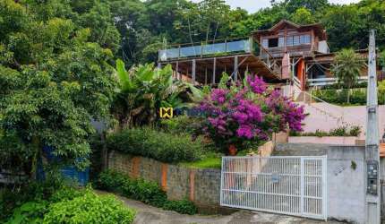 Casa ampla com vista mar, 4 quartos (1 suíte), Fazenda, Itajaí