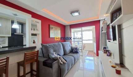 Excelente apartamento semi mobiliado com 2 quartos (1 suíte) à venda no bairro Dom Bosco em Itajaí
