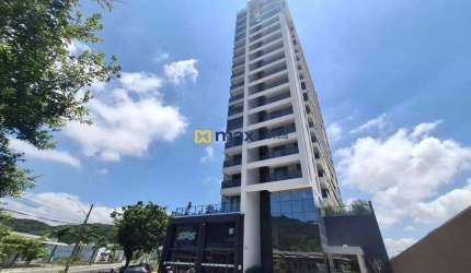 Excelente apartamento semi mobiliado com 3 quartos (1 suíte) à venda no bairro Ressacada em Itajaí