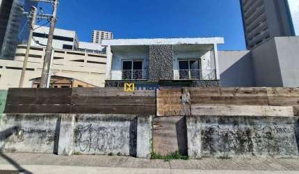 Imóvel Comercial com 324 m² á Venda, Excelente Localização no Centro de Itajaí