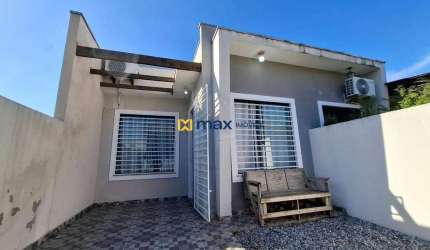 Excelente casa semi mobiliada com 2 quartos (1 suíte) à venda no bairro Santa Regina em Itajaí