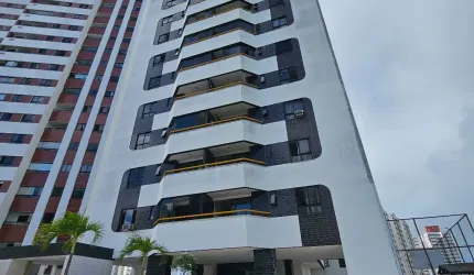 Apartamento MOBILIADO- 2/4, sendo 1 suíte no bairro do Imbuí em Salvador-BA