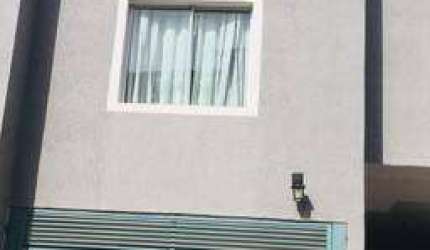 Casa condomínio fechado