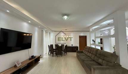Residencial Alphaville Três - Casa à venda no Alphaville com 4 quartos