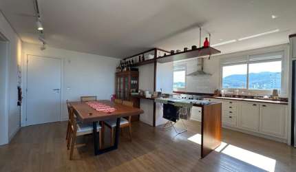 Apartamento à Venda no Pedra Branca