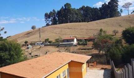 Chacara de 840 M2 no Bairro do Pinhal Grande em Toledo-MG