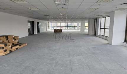 Sala comercial para alugar na Rua José Pires Neto, 314, Cambuí, Campinas, 679 m2 por R$ 86.851