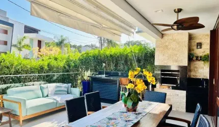 Casa com 4 quartos à venda na Alameda Mamoan, 59, Riviera de São Lourenço, Bertioga, 240 m2 por R$ 2.600.000