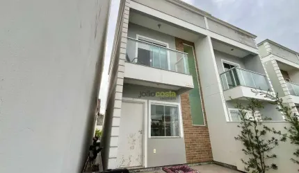 Sobrado com 2 dormitórios e piscina à venda, 70 m² - Alto Aririu - Palhoça/SC
