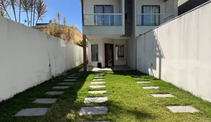 Casa com Piscina em Interlagos - Vila Velha/ES.