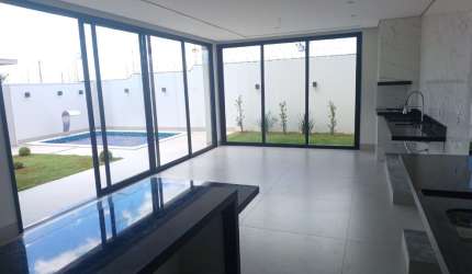 Condomínio Arts - Excelente casa de 248m² á venda.