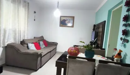 Apto à venda com 2 dormitórios, peefeio para sua família!