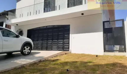 Linda Casa de Condomínio na Serra da Cantareira - Venda por R$2M ou Aluguel por R$8.5K