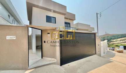 Casa com 3 dormitórios à venda, 190 m² por R$ 850.000,00 - Belvedere - Poços de Caldas/MG
