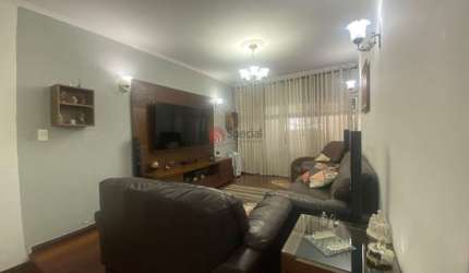 Sobrado na Vila Formosa com 240 m² terreno, 4 quartos, 1 suítes e 2 vagas.