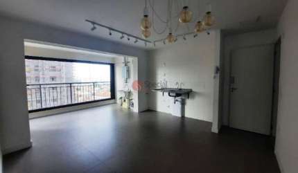 Apartamento no Tatuapé, novo, próximo ao Metrô.