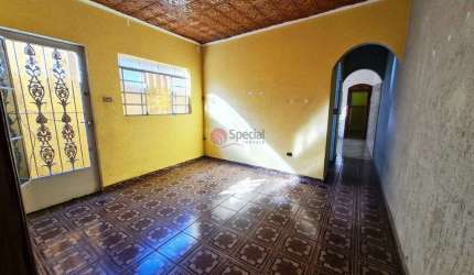 Casa térrea no Jardim Vila Formosa.