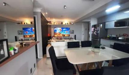 Apartamento na Vila Formosa de 2 quartos em andar alto!
