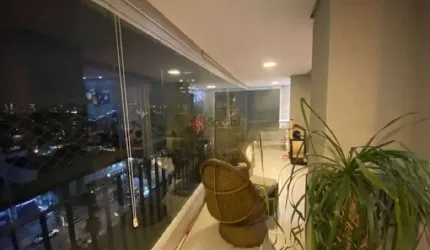 Apartamento de alto padrão à venda com 4 suites e 4 vagas no Tatuapé.