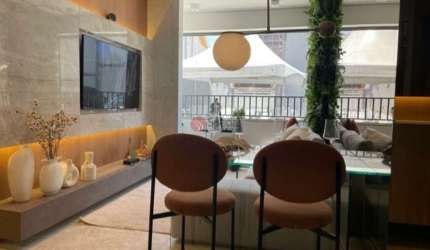 Apartamento com 2 dorms no Tatuapé