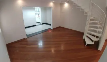 Sobrado a venda no Jardim São Paulo com 333 metros.