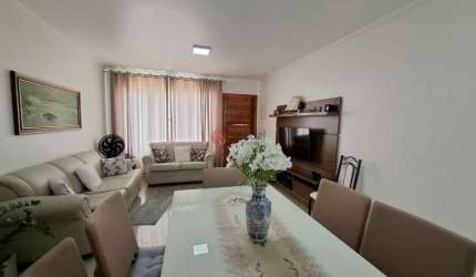 Sobrado a venda, 117 m², 2 Suítes, espaçosa cozinha, quintal , 2 vagas