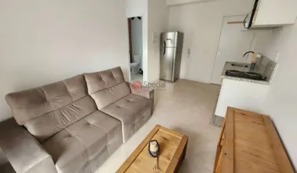 Apartamento na Bela Vista em andar alto.
