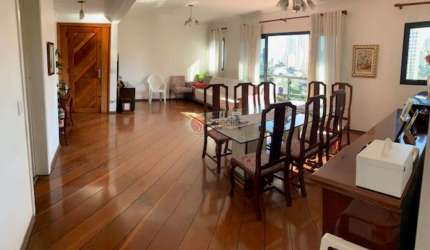 Apartamento na Anália Franco com 4 quartos, 3 suítes, deposito, 3 vagas de garagem.