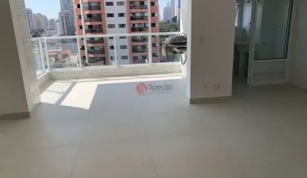 Apartamento no Tatuapé com 3 dormitórios e 3 vagas.