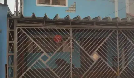 Terreno com 7 m de frente , próximo a Rua Cantagalo
