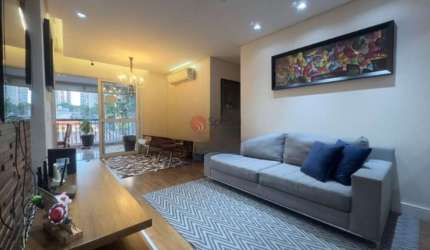Apartamento no Tatuapé com varanda gourmet.