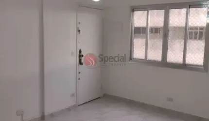 Apartamento na Vila Formosa totalmente reformado.