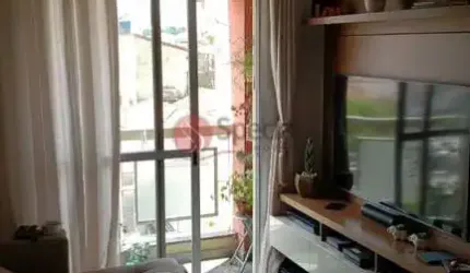 Apartamento na Vila Invernada