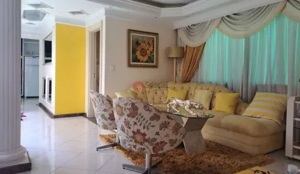 Sobrado à venda na Vila Carrão com 340 m².