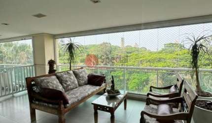 Apartamento com vista para o Parque  Ceret, com 4 suítes e 5 vagas.