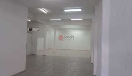 Salão em São Miguel 440 metros.