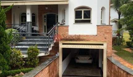 SOBRADO EM CONDOMÍNIO FECHADO, 342M² DE ÁREA , CONDOMÍNIO CLUBE!