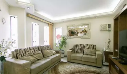Casa térrea com piscina à venda Tatuapé com 137 m².
