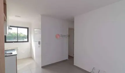 Apartamento na Vila Formosa com 2 dormitórios e 1 vaga.