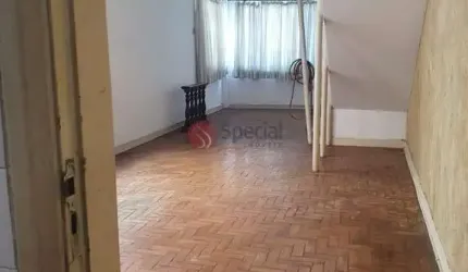 Sobrado à Venda na Moóca, 3 dormitórios, 2 vagas,  bom ponto Comercial, próximo a Salim Farah Maluf