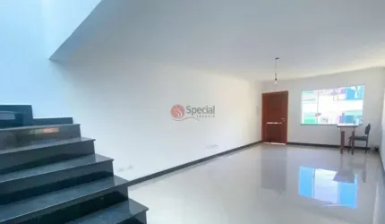 Sobrado à venda na Vila Carrão.