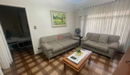 Casa térrea à venda na Vila Carrão com 130 metros.