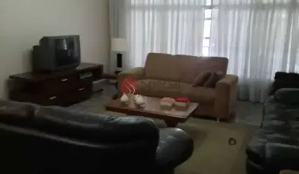Sobrado na região na Água Rasa.
