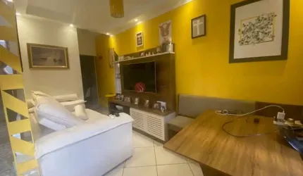 Casa em condomínio na Penha  com 2 suítes e 1 vaga de garagem.