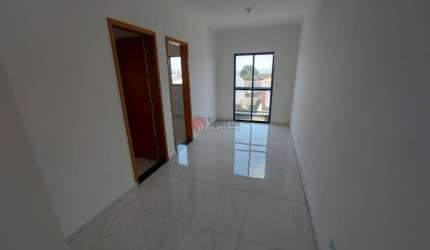 Apartamento com 40 metros na Cidade Patriarca, 2 dormitorios e sacada.
