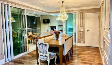 Apartamento à venda no  Anália Franco com 177 metros.